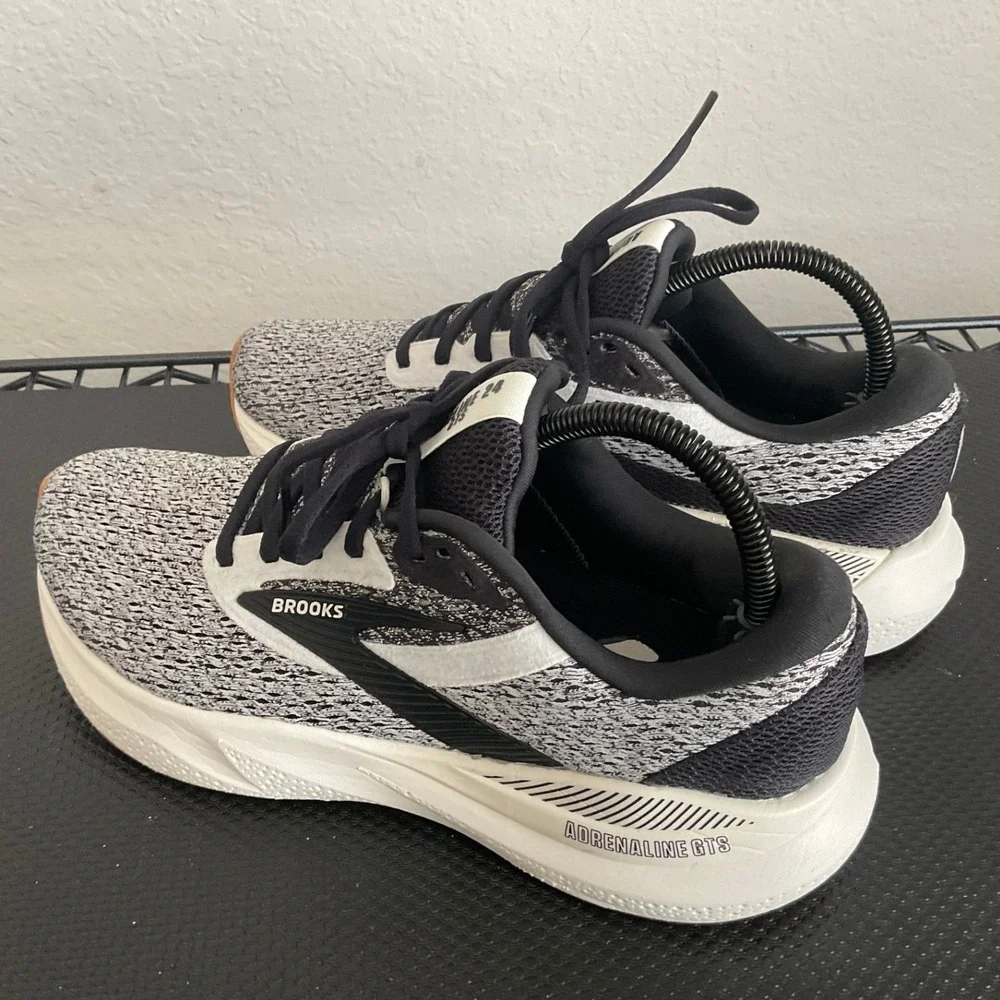 Brooks Adrenaline GTS 24 Womens Running Shoes Grey Black 1204261B132 Size 8.5